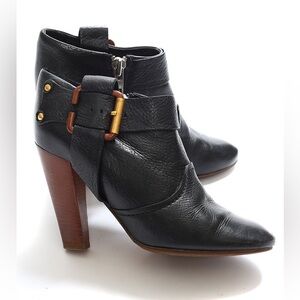 Chloé Vietri Calf 900 Buckle Leather Ankle Booties — Size 40